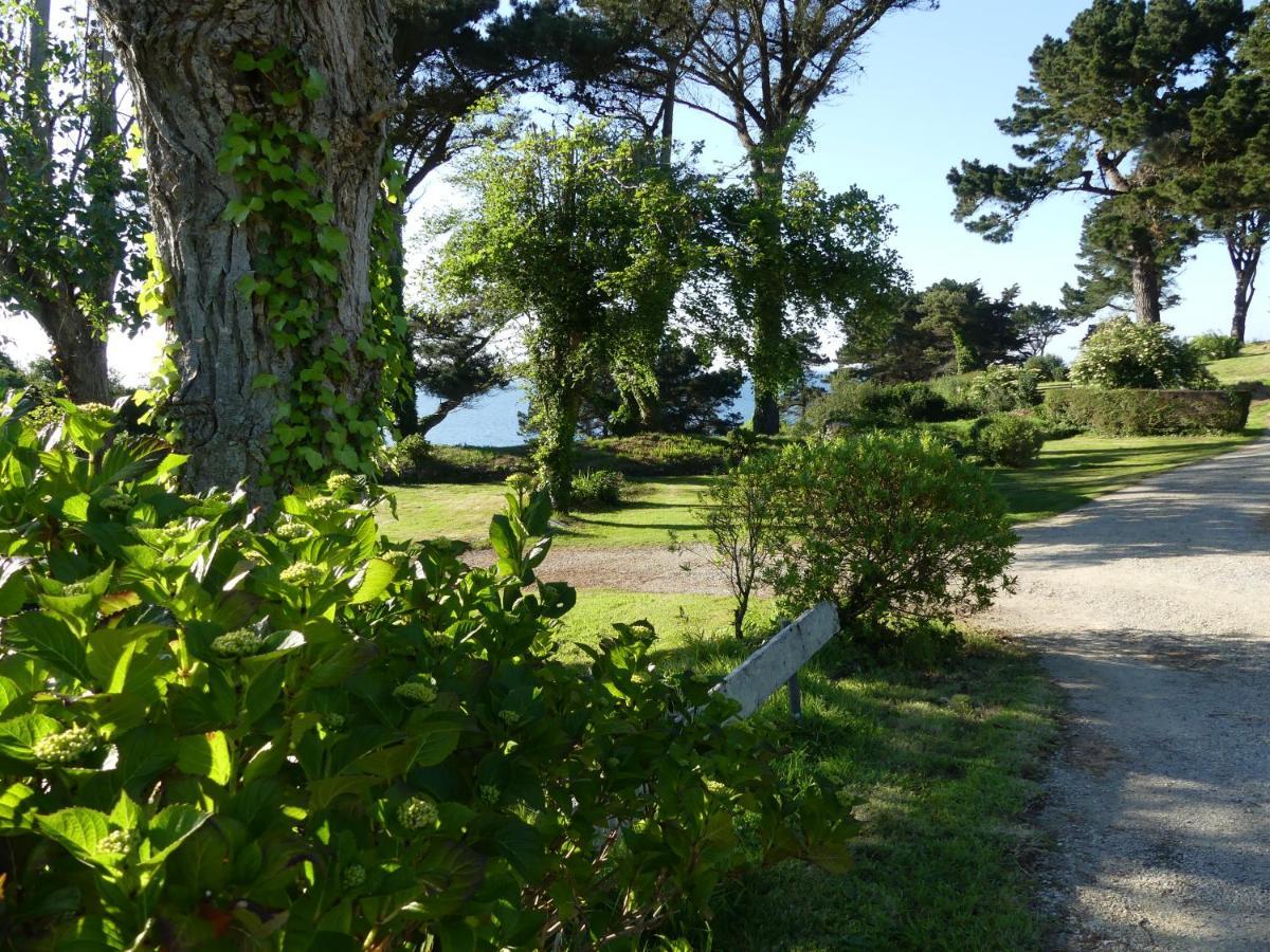 Hotel Aire De Camping Car, Caravane, Tente Emplacement Nu Avec Electricite Petit Camping Plestin-les-Grèves Exteriér fotografie