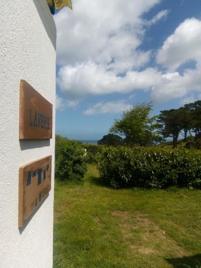 Hotel Aire De Camping Car, Caravane, Tente Emplacement Nu Avec Electricite Petit Camping Plestin-les-Grèves Exteriér fotografie