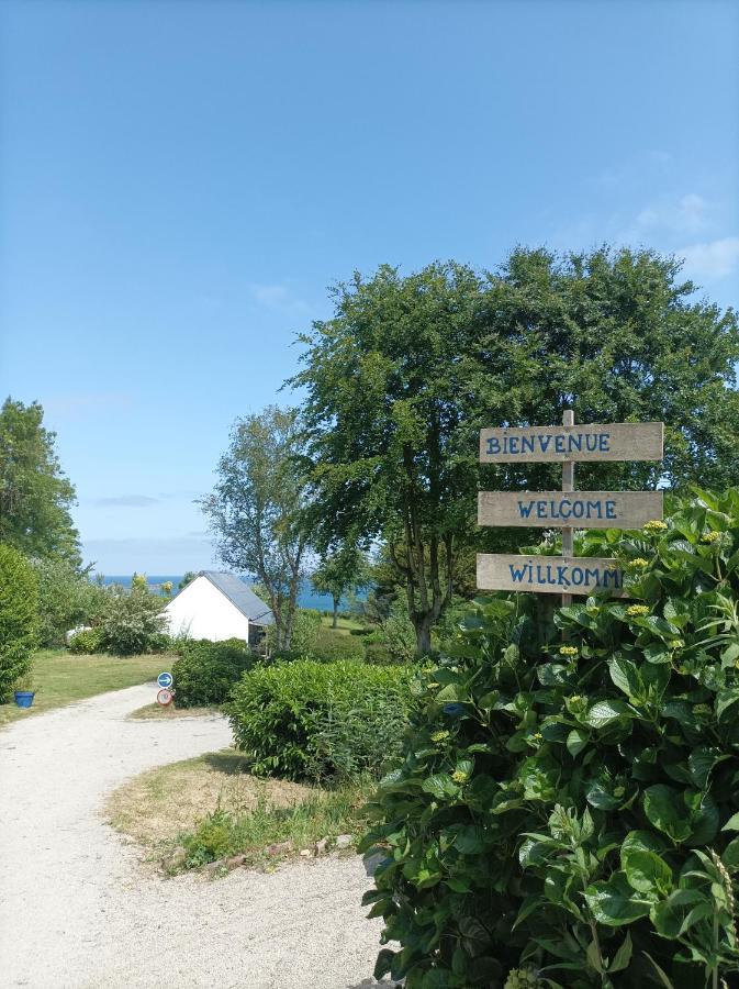 Hotel Aire De Camping Car, Caravane, Tente Emplacement Nu Avec Electricite Petit Camping Plestin-les-Grèves Exteriér fotografie